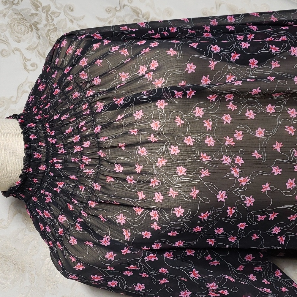 NWT Elizabeth & James Black & Pink Sheer High Neck Ling Sleeve Tunic (L)